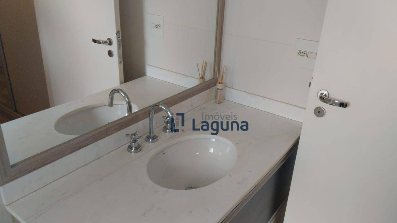 Apartamento à venda e aluguel com 4 quartos, 194m² - Foto 25