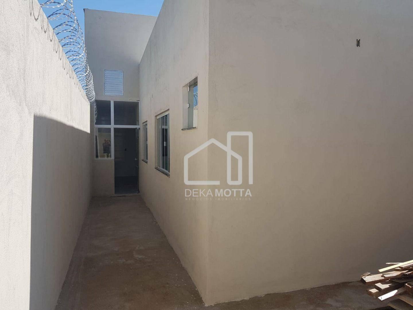 Casa à venda com 2 quartos, 64m² - Foto 11