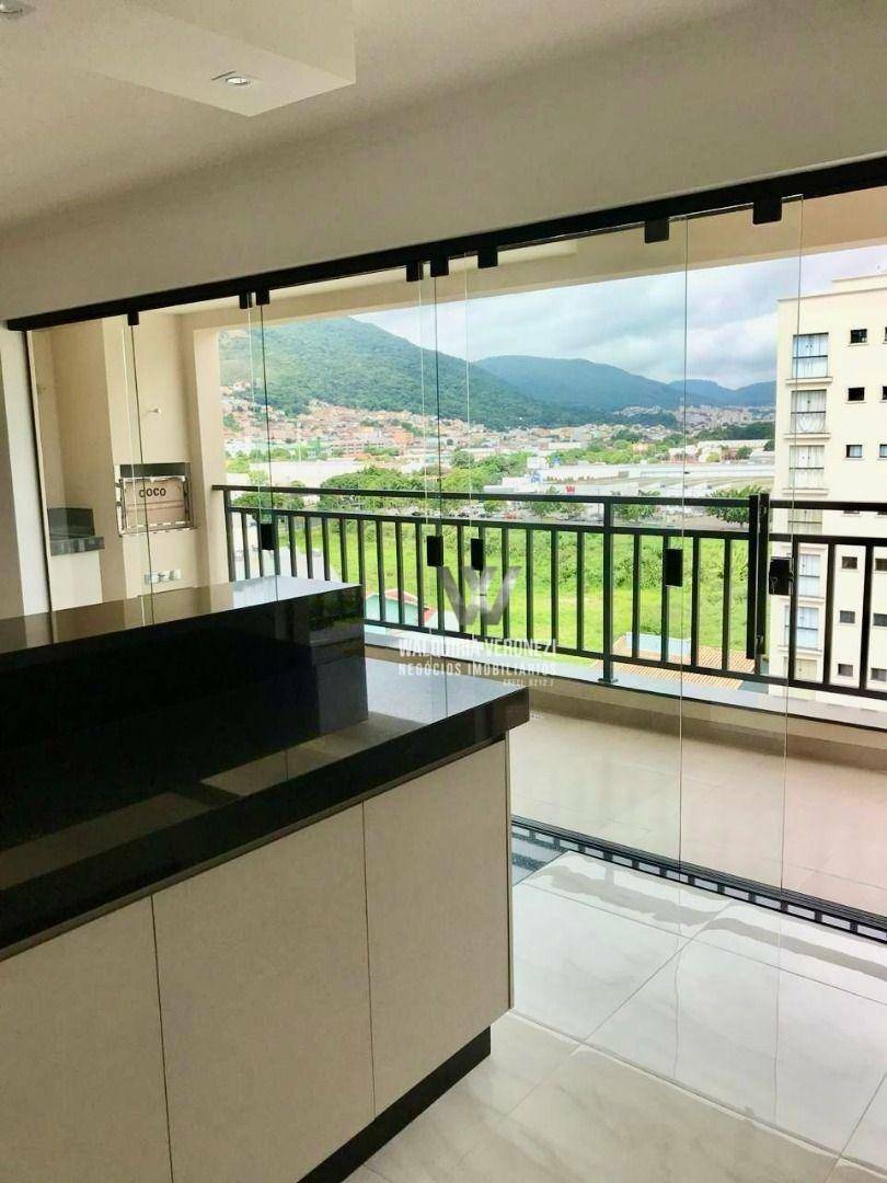 Apartamento à venda com 3 quartos, 125m² - Foto 8