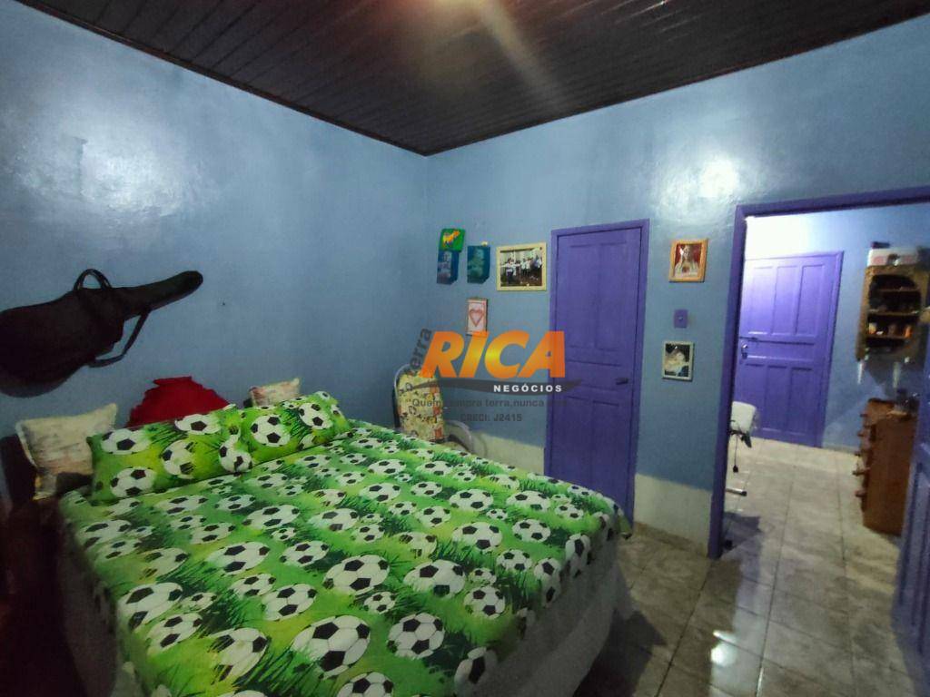 Casa à venda com 3 quartos, 200m² - Foto 18