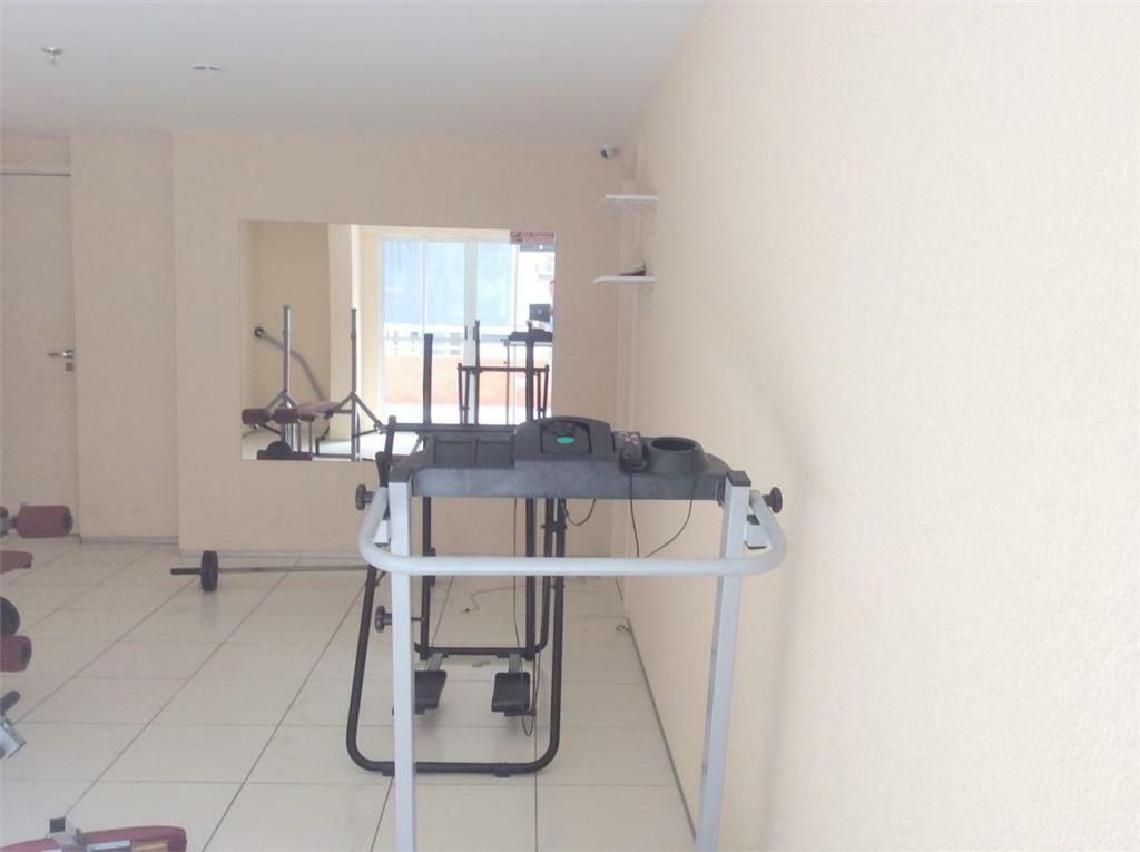 Apartamento à venda com 2 quartos, 60m² - Foto 18