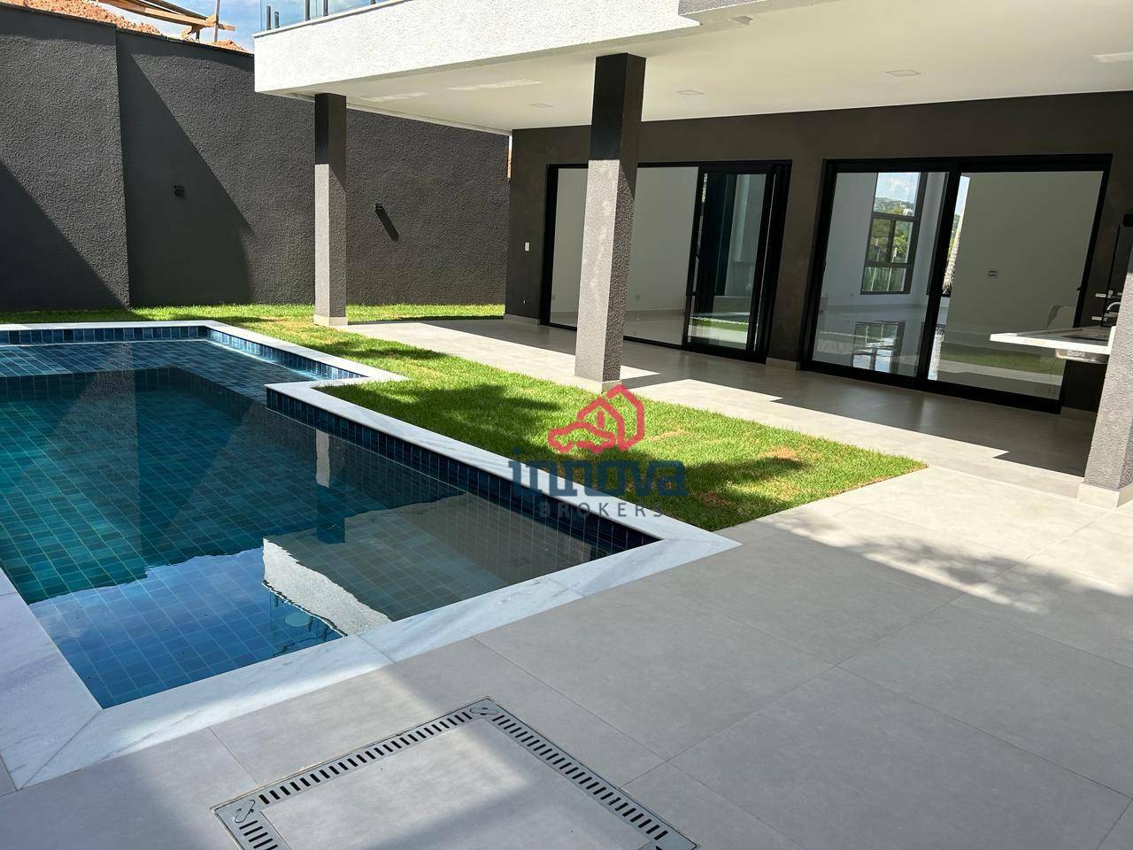 Casa de Condomínio à venda com 4 quartos, 356m² - Foto 10