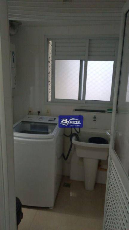Apartamento para alugar com 2 quartos, 94m² - Foto 10