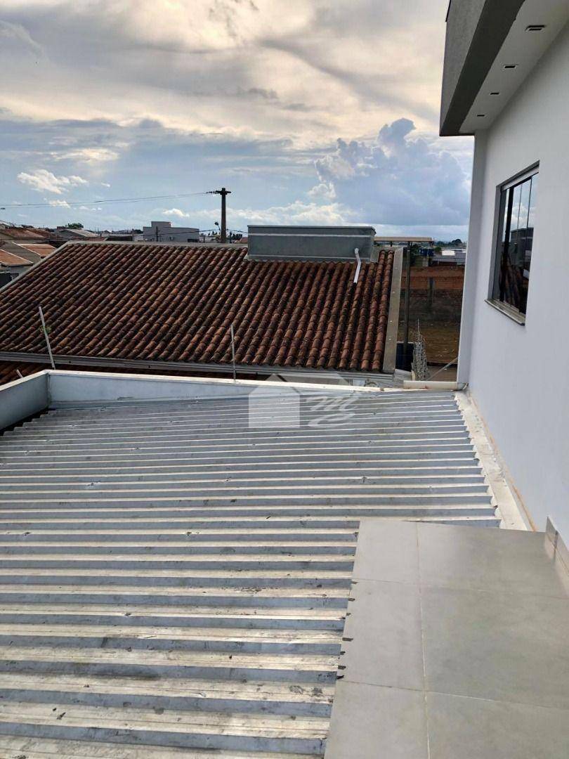 Casa à venda com 2 quartos, 145m² - Foto 25