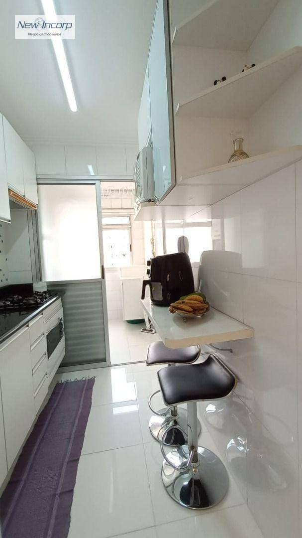 Apartamento à venda com 2 quartos, 67m² - Foto 11