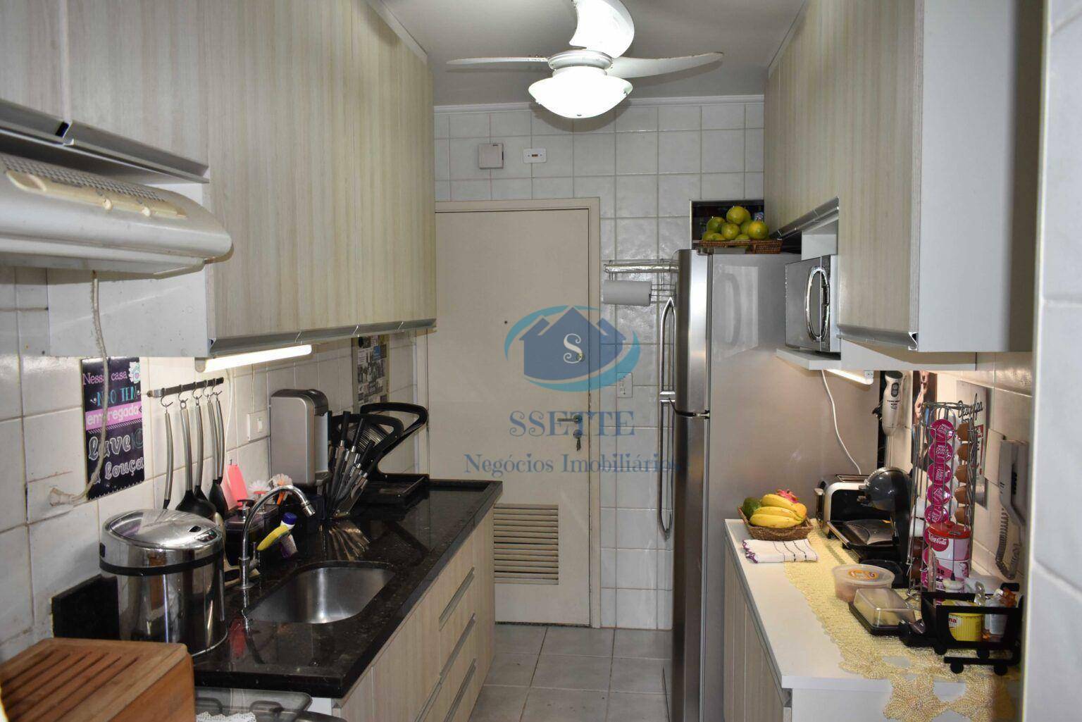 Apartamento à venda com 3 quartos, 93m² - Foto 7