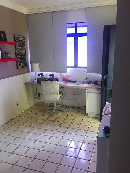 Apartamento à venda com 3 quartos - Foto 9