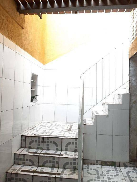 Sobrado à venda com 3 quartos, 190m² - Foto 29