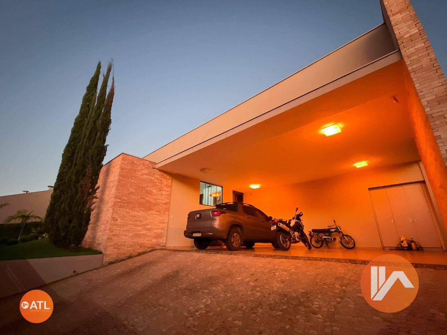 Casa à venda com 4 quartos, 500m² - Foto 3