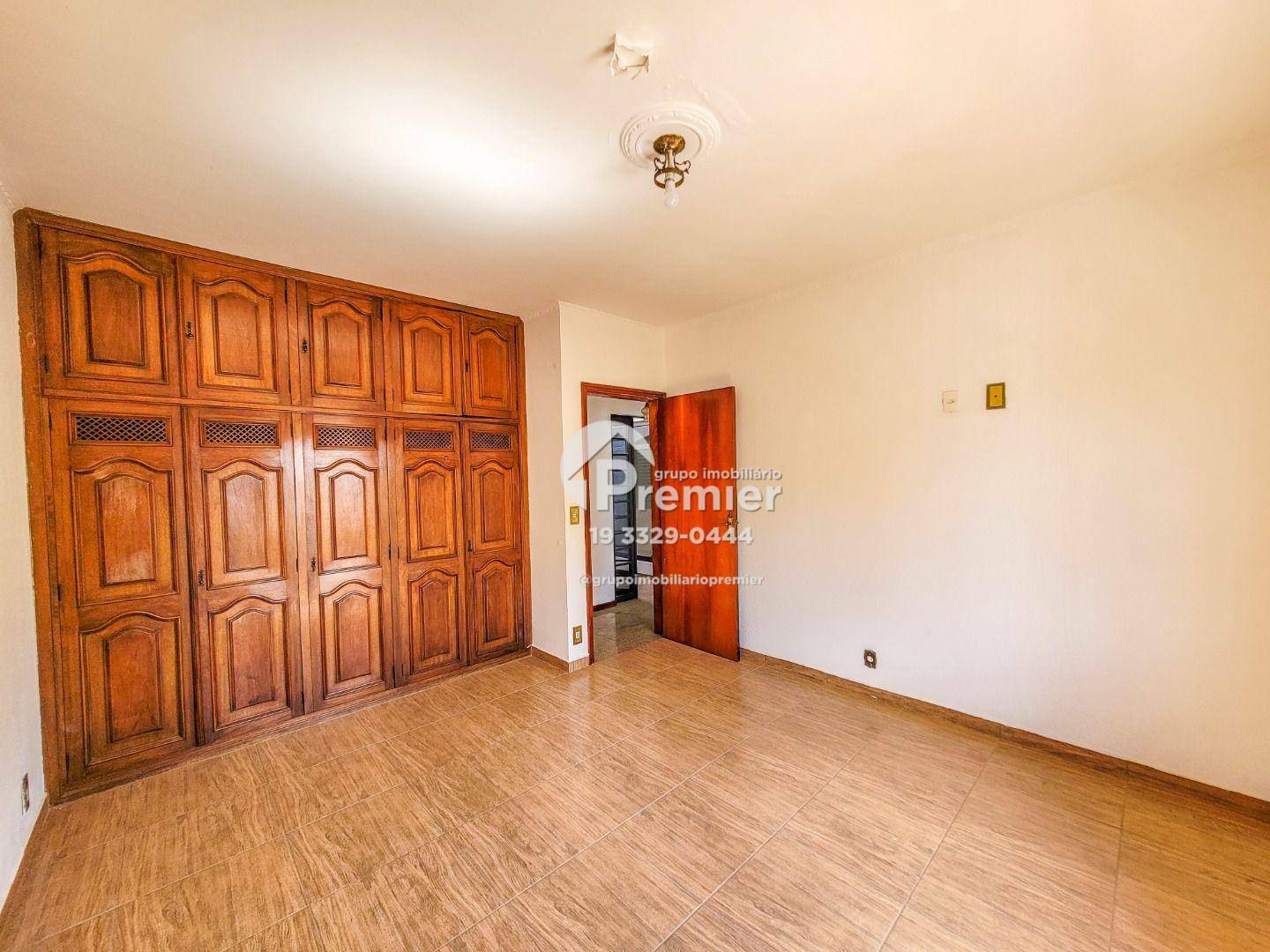 Casa para alugar com 3 quartos, 277m² - Foto 25