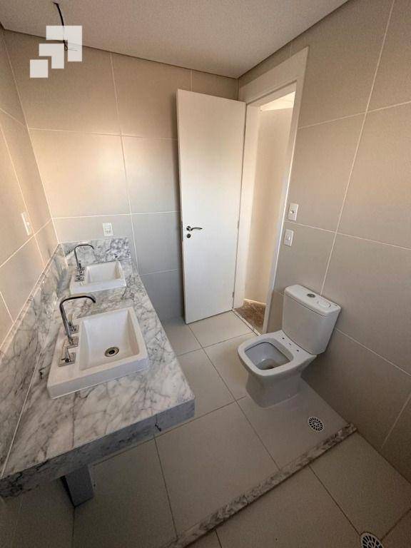 Apartamento à venda com 4 quartos, 156m² - Foto 10