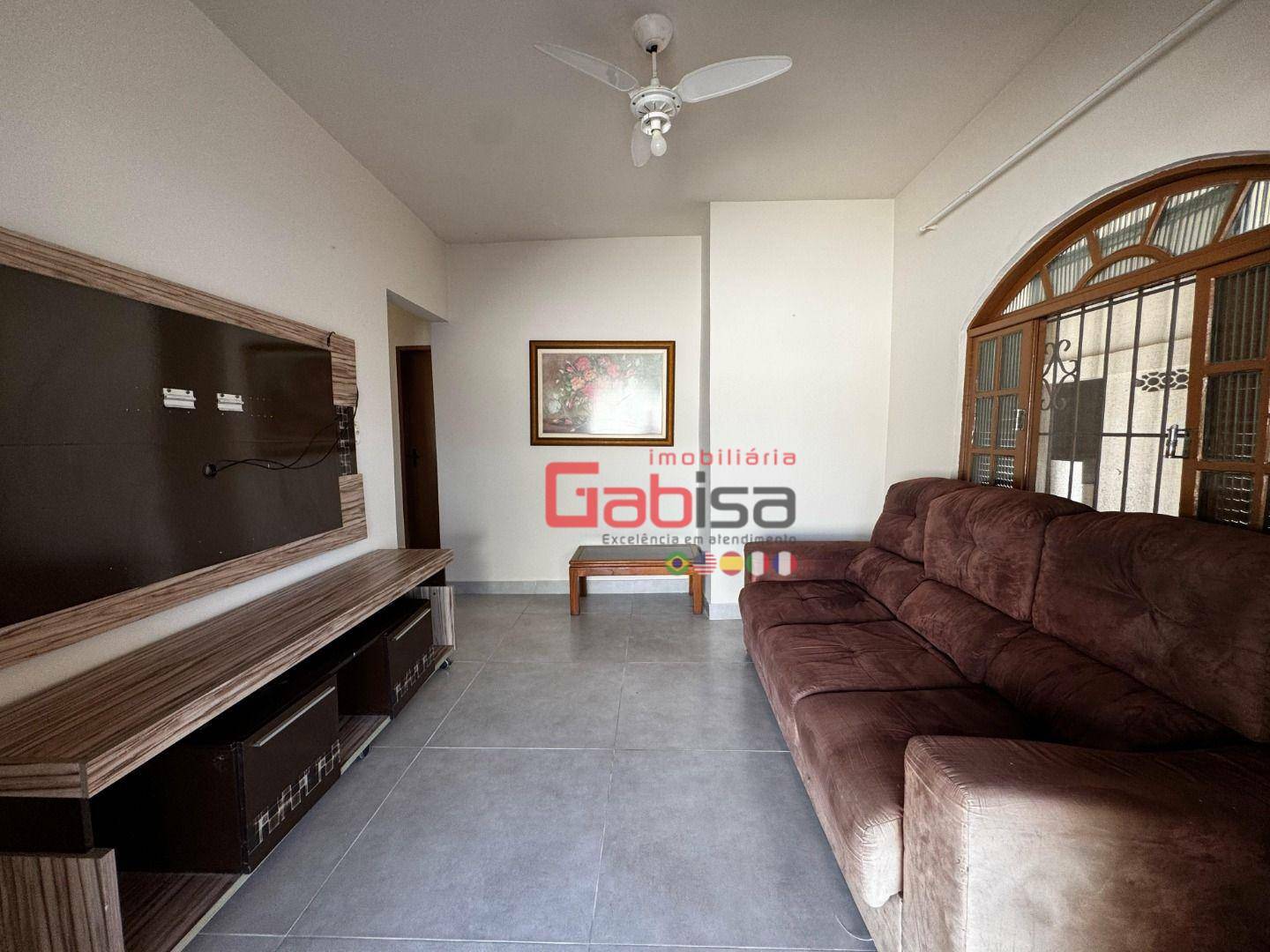 Casa à venda com 4 quartos, 160m² - Foto 2