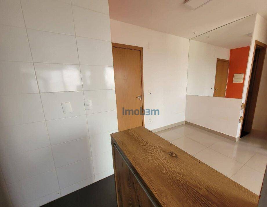 Apartamento para alugar com 2 quartos, 46m² - Foto 4