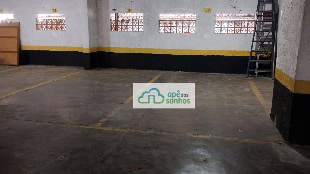 Apartamento para alugar com 3 quartos, 168m² - Foto 22