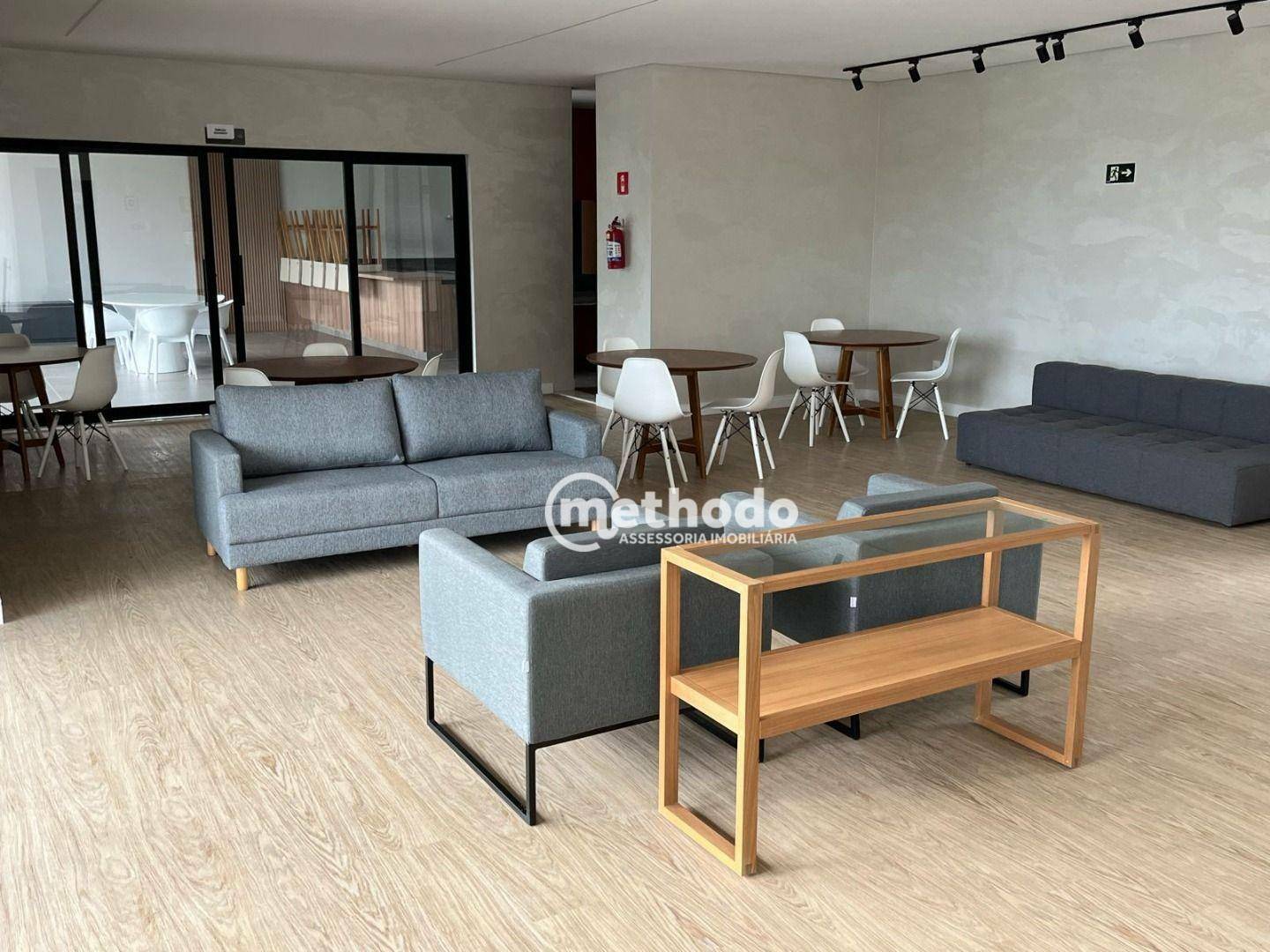 Apartamento à venda com 2 quartos, 65m² - Foto 24