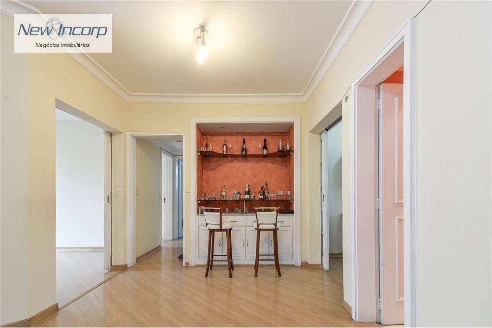 Apartamento à venda com 3 quartos, 115m² - Foto 9