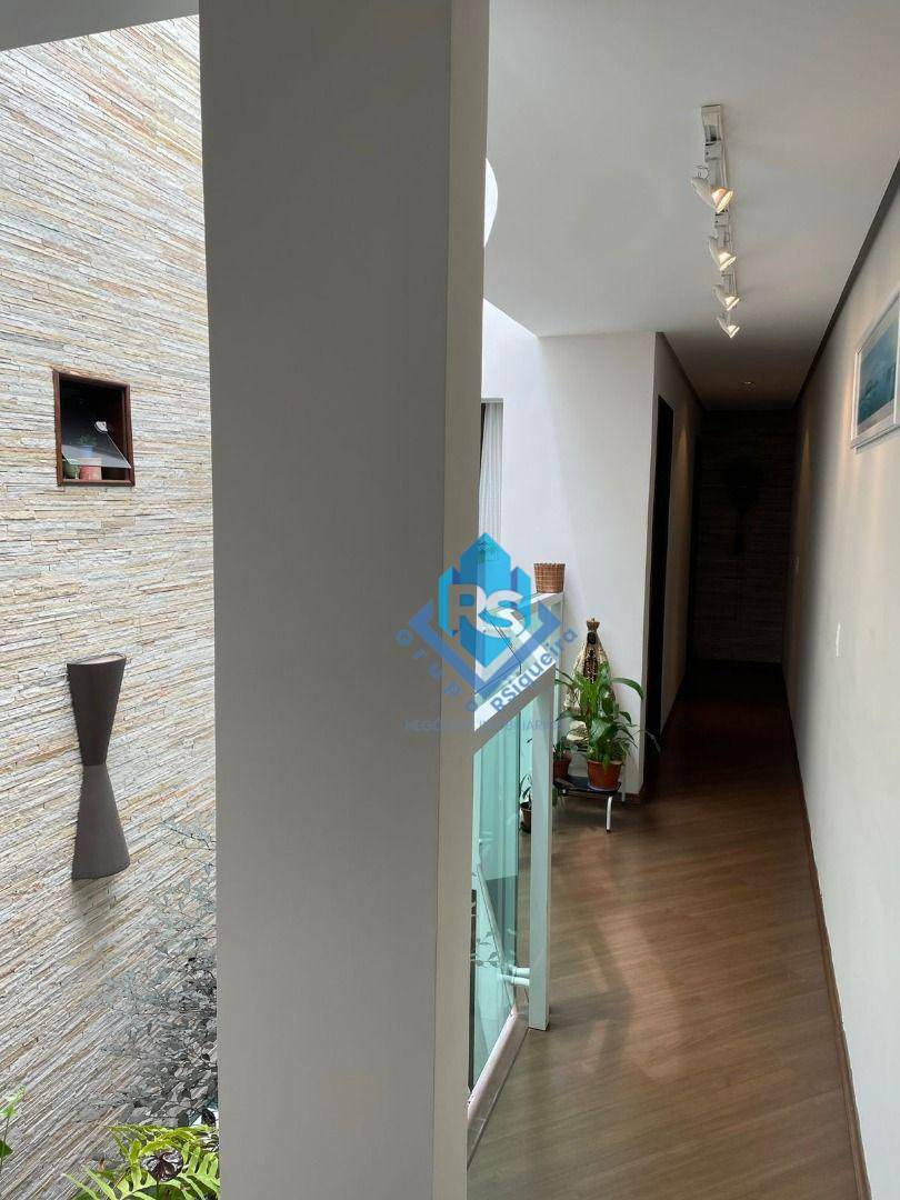 Sobrado à venda com 3 quartos, 256m² - Foto 24
