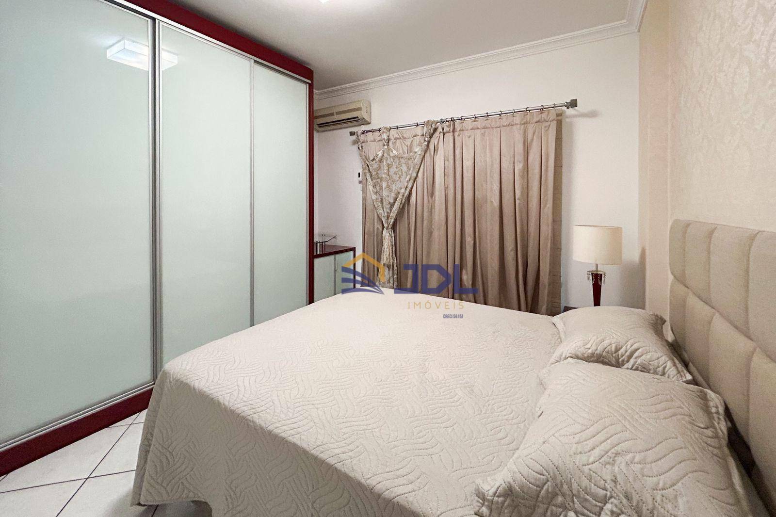 Apartamento à venda com 3 quartos, 145m² - Foto 14