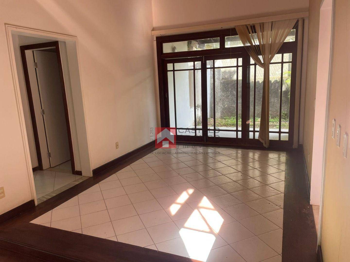 Casa de Condomínio à venda e aluguel com 3 quartos, 208m² - Foto 7