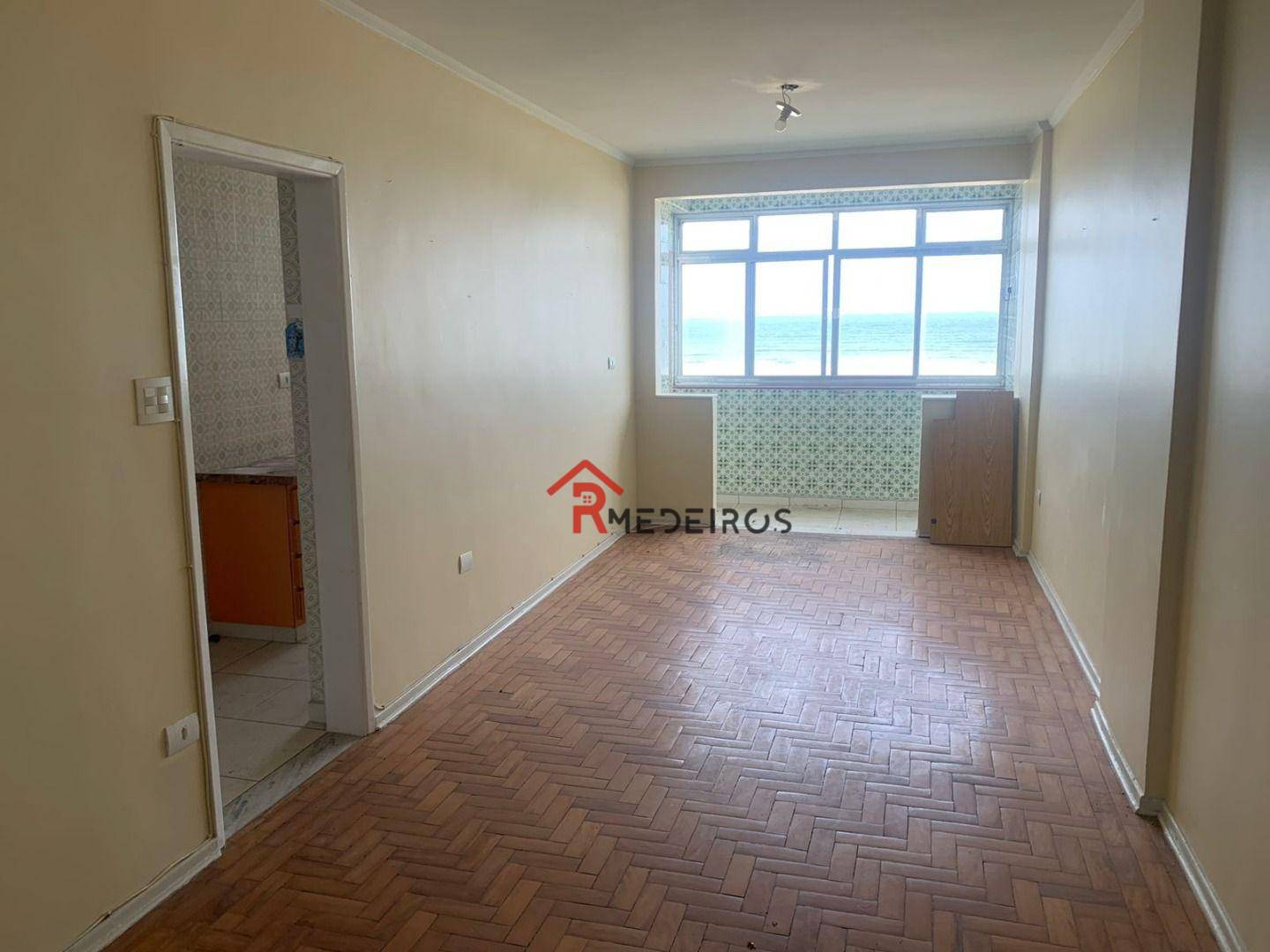 Apartamento à venda com 2 quartos, 60m² - Foto 2