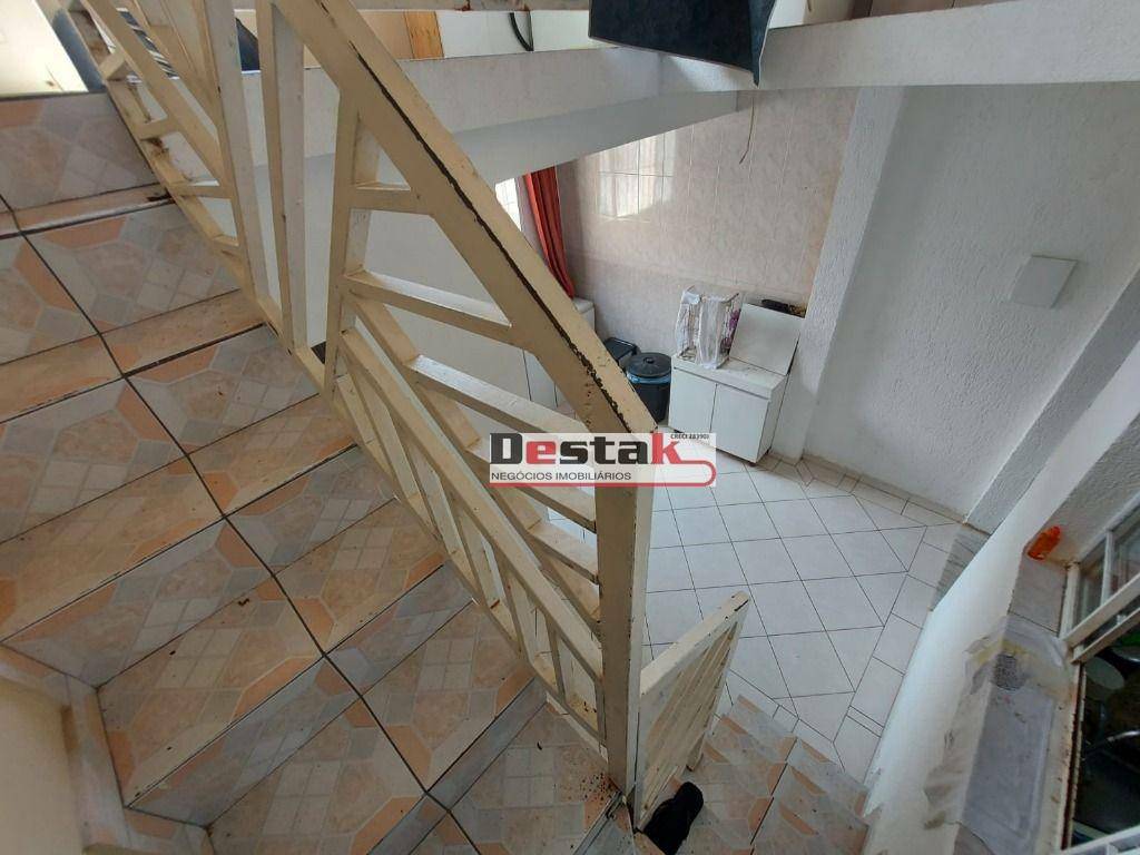 Sobrado à venda com 2 quartos, 160m² - Foto 5