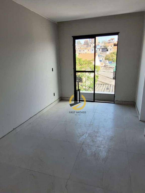 Sobrado à venda com 2 quartos, 120m² - Foto 5