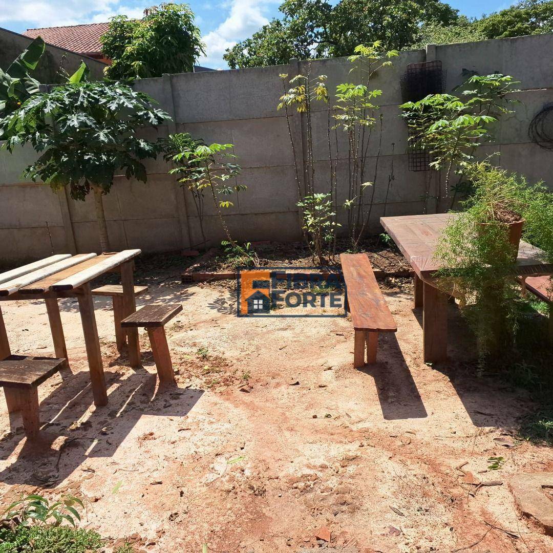 Chácara à venda com 2 quartos, 70m² - Foto 13