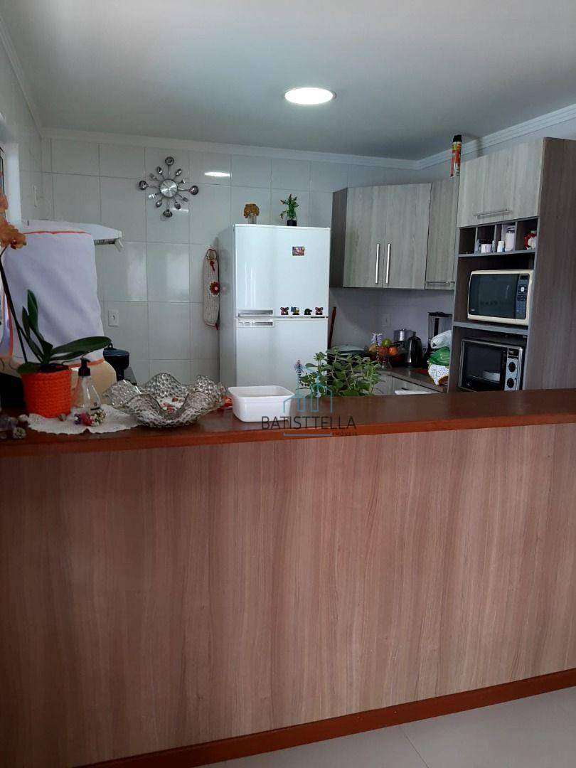 Sobrado à venda com 3 quartos, 240m² - Foto 12