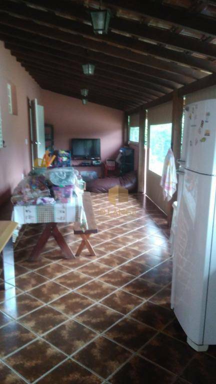 Chácara à venda com 4 quartos, 310m² - Foto 10