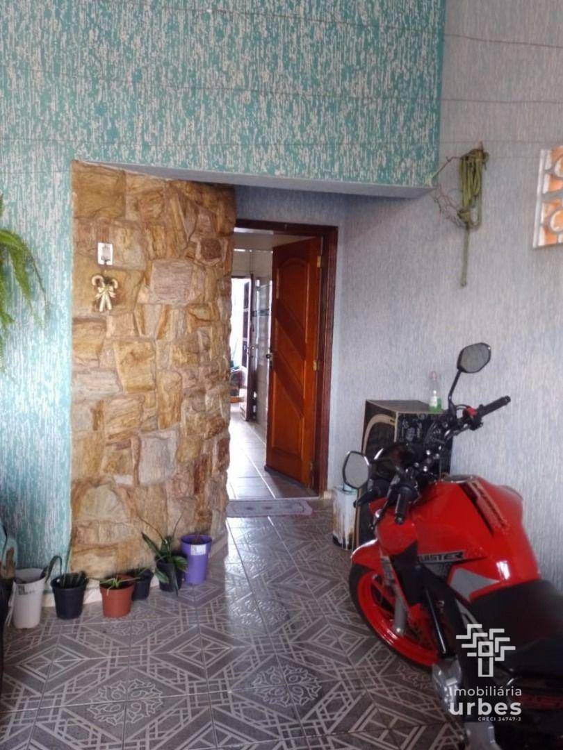 Casa à venda com 3 quartos, 95m² - Foto 2