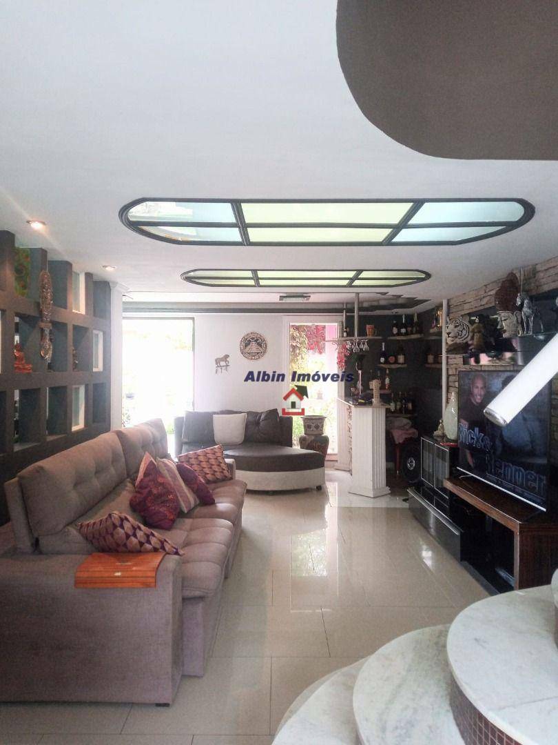 Casa à venda com 4 quartos, 280m² - Foto 53