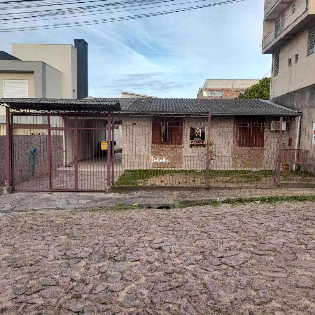 Casa à venda com 2 quartos, 60m² - Foto 1