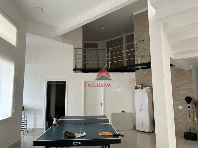 Casa de Condomínio à venda com 5 quartos, 563m² - Foto 3