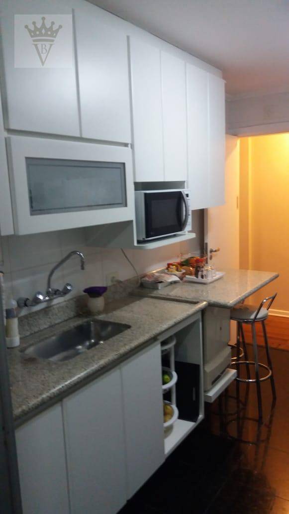 Apartamento à venda com 3 quartos, 104m² - Foto 19