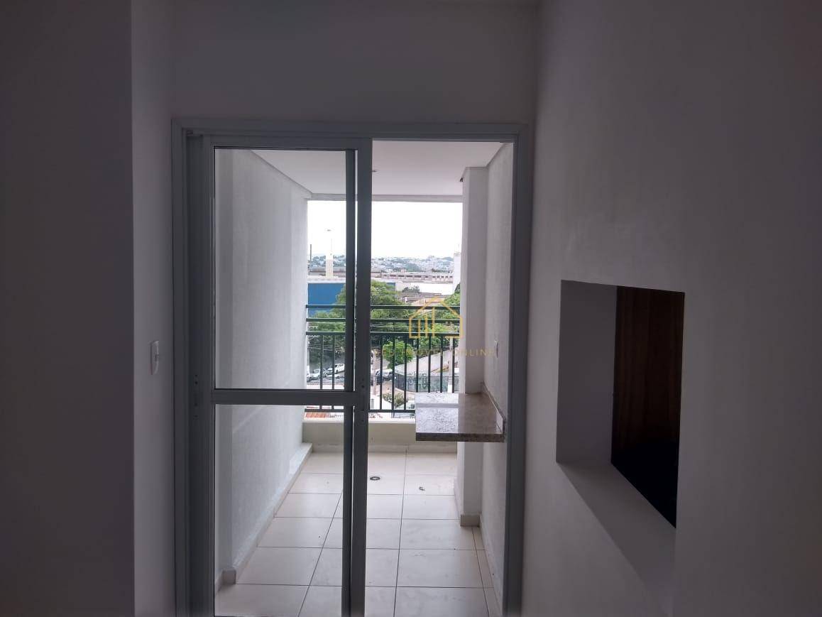 Apartamento para alugar com 3 quartos, 74m² - Foto 3