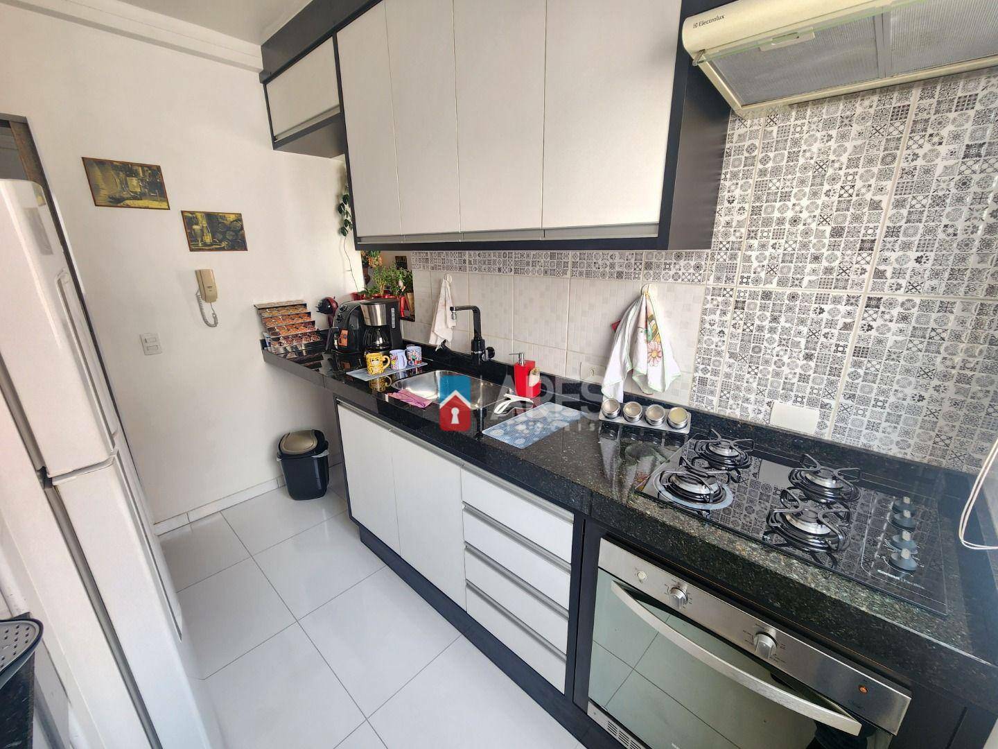 Apartamento à venda com 3 quartos, 61m² - Foto 9