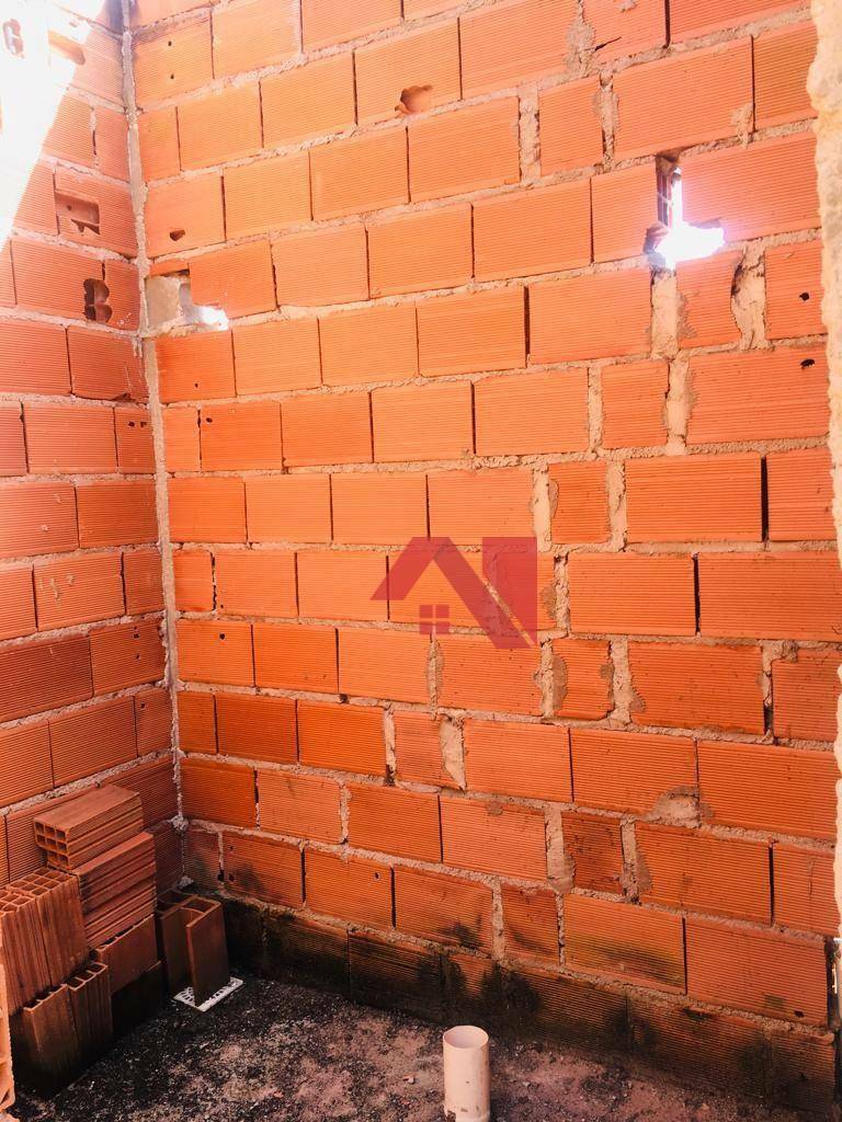 Sobrado à venda com 2 quartos, 110m² - Foto 2