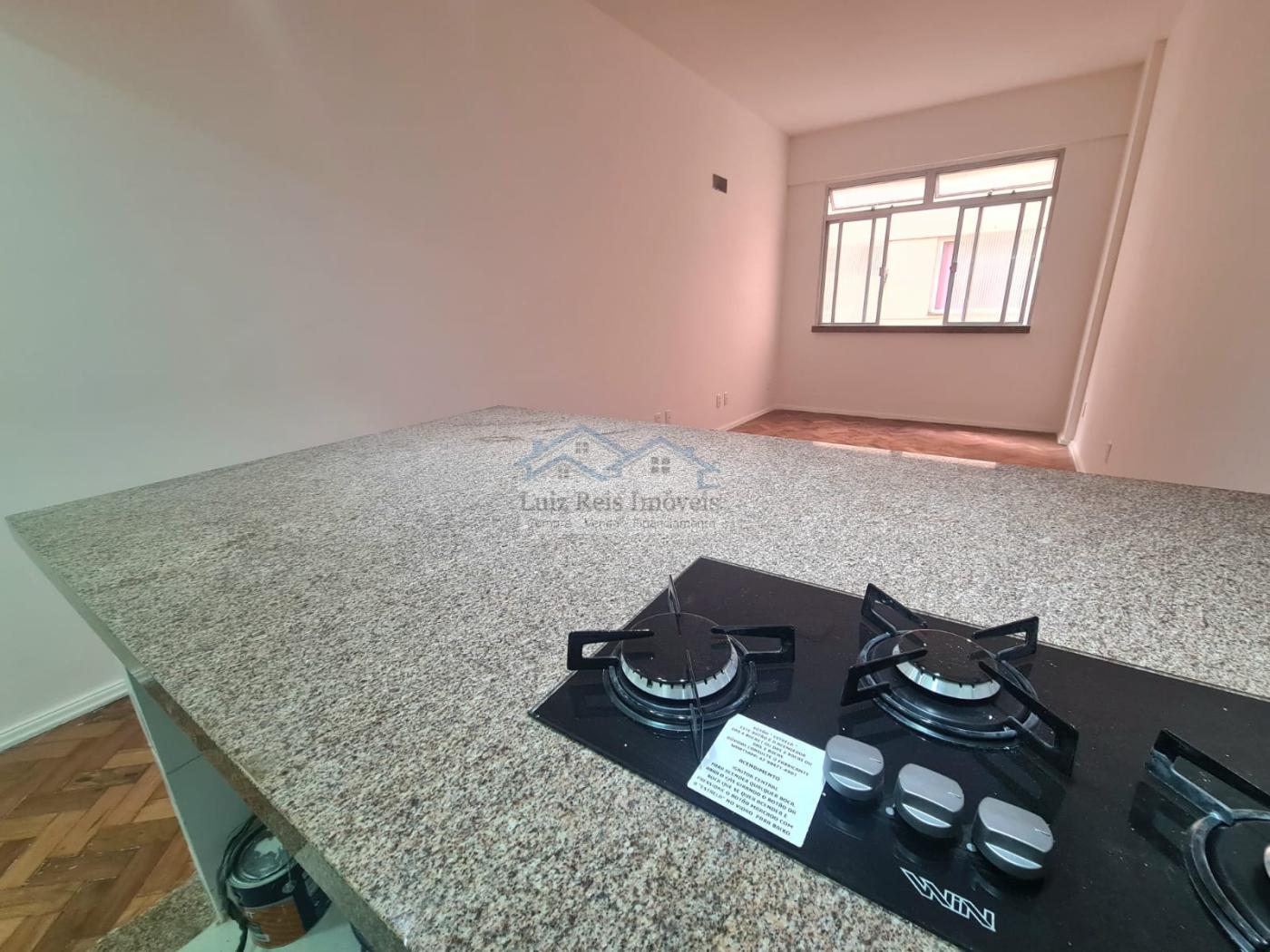 Apartamento à venda com 1 quarto, 35m² - Foto 12