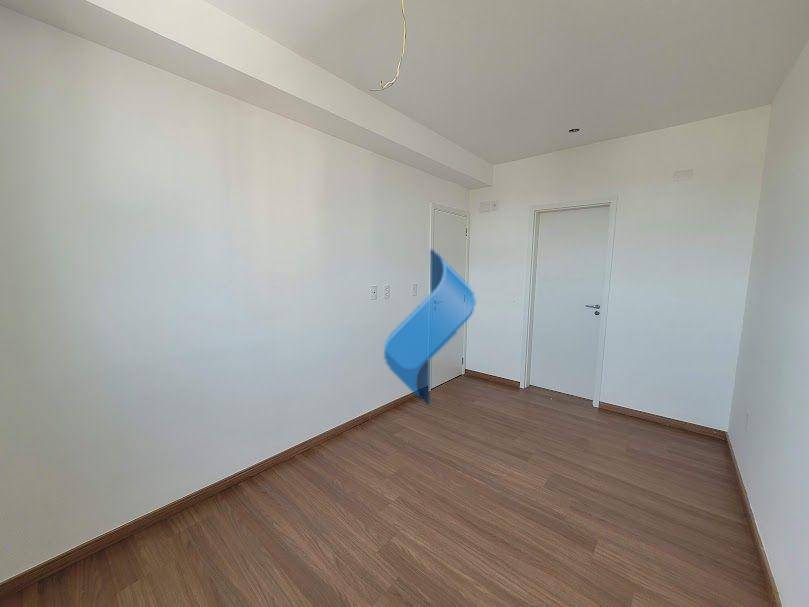 Apartamento à venda com 2 quartos, 67m² - Foto 25