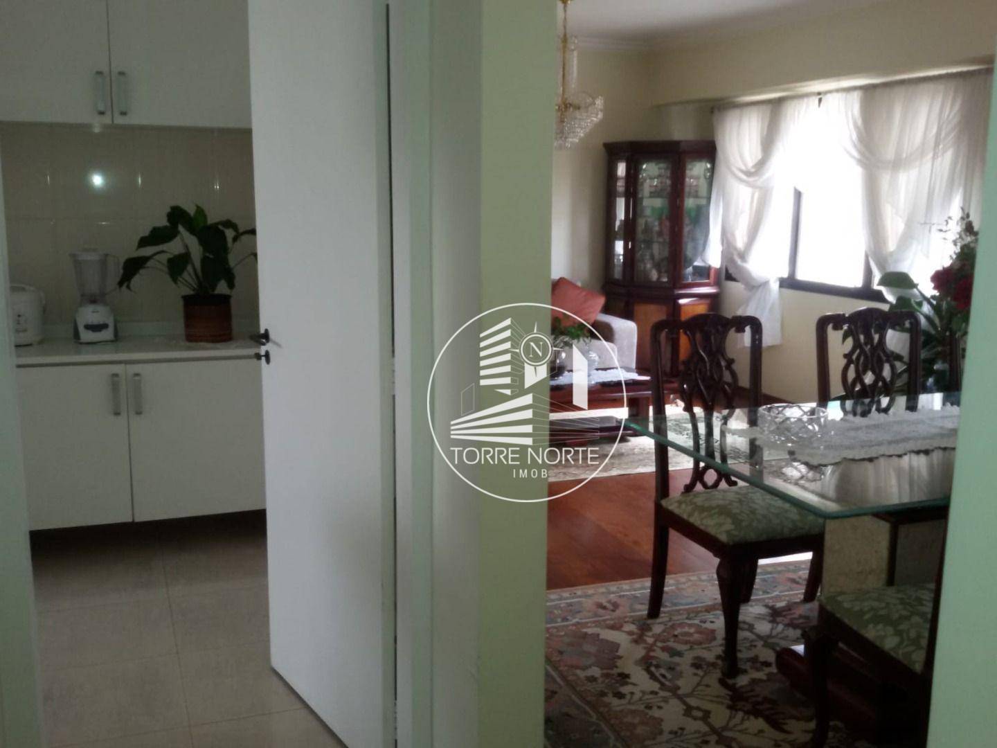 Apartamento à venda com 4 quartos, 141m² - Foto 7