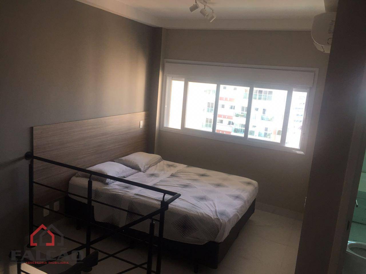 Apartamento à venda com 1 quarto, 60m² - Foto 13