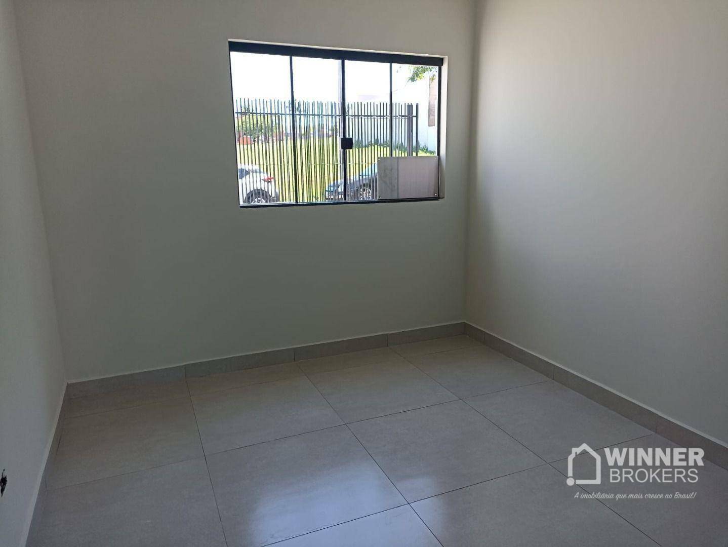 Casa à venda com 3 quartos, 70m² - Foto 11