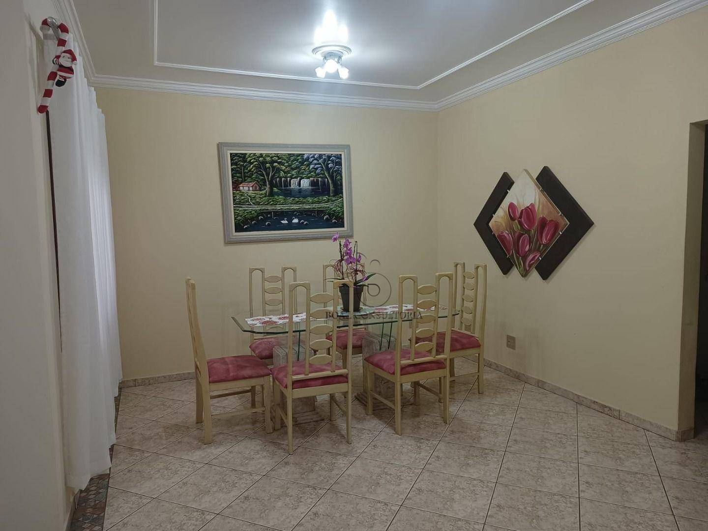 Sobrado à venda com 3 quartos, 300m² - Foto 4