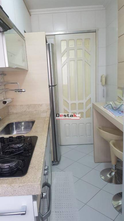 Apartamento à venda com 2 quartos, 50m² - Foto 4