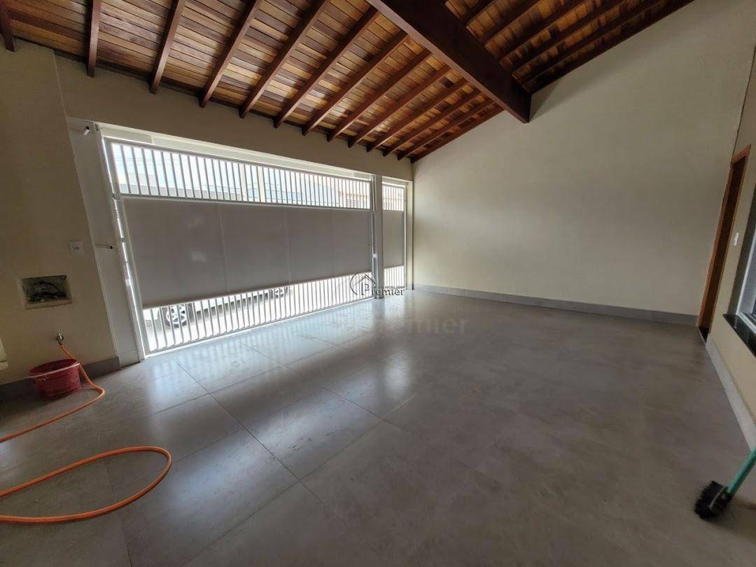 Casa à venda com 3 quartos, 140m² - Foto 7