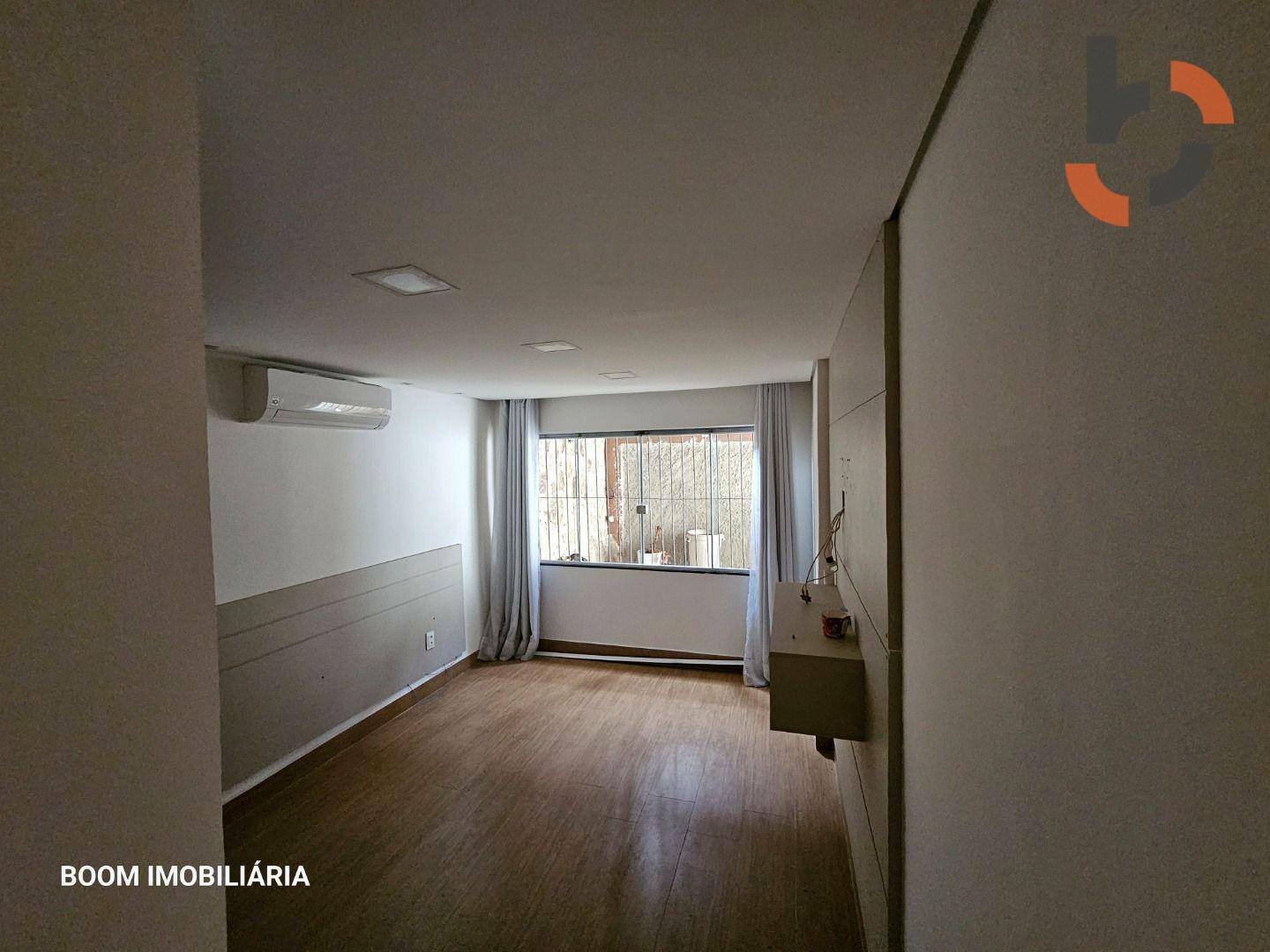 Casa à venda com 3 quartos, 255m² - Foto 12