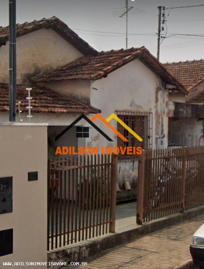 Casa à venda com 3 quartos, 400m² - Foto 1