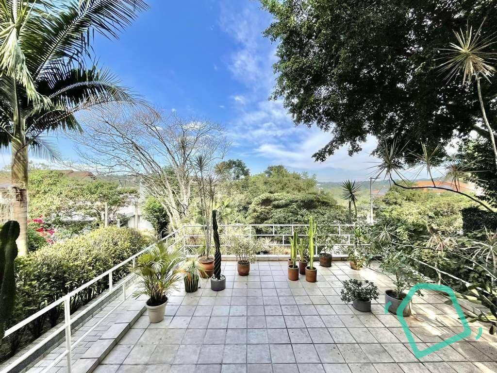 Casa de Condomínio à venda com 4 quartos, 295m² - Foto 5