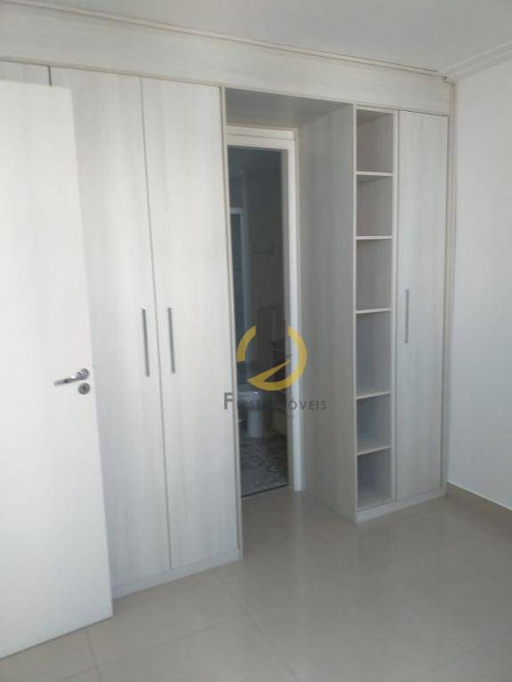 Apartamento para alugar com 1 quarto, 40m² - Foto 12