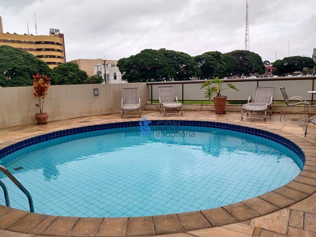 Apartamento para alugar com 4 quartos, 182m² - Foto 18